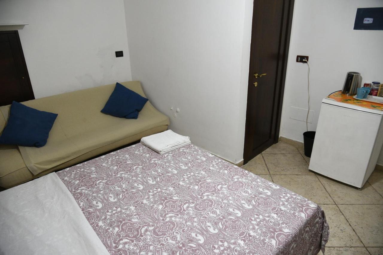 Corte Trecantaia 11 Holiday Hotel Бари Екстериор снимка