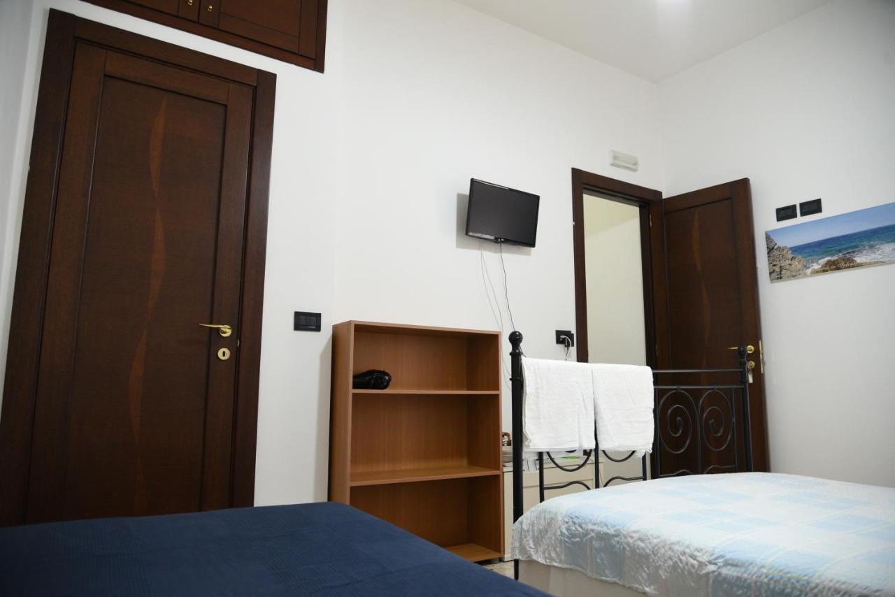 Corte Trecantaia 11 Holiday Hotel Бари Екстериор снимка